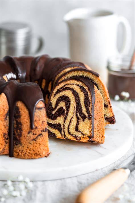 Zebrakuchen in Gugelhupfform