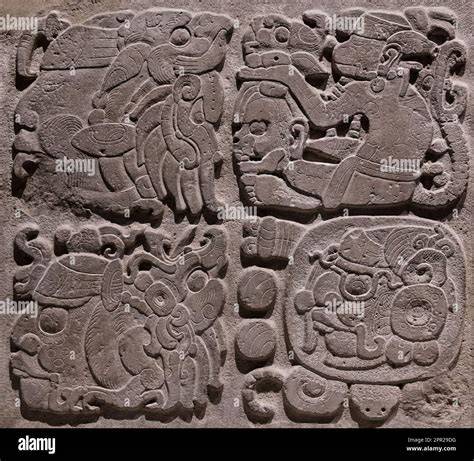Zeremonielles Trinkgefäß der Maya mit Kakaorestnachweis und Glyphe 