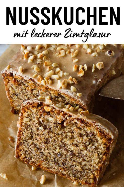 Zimtglasur auf Nusskuchen mit Haselnuss-Topping