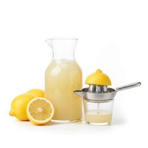 Zitronen, Abrieb und frisch gepresster Zitronensaft
