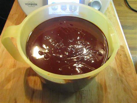 Zubereitung Ganache für verschiedene Zwecke