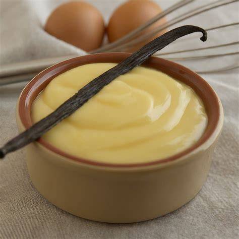 Zubereitung der Crème pâtissière am Herd
