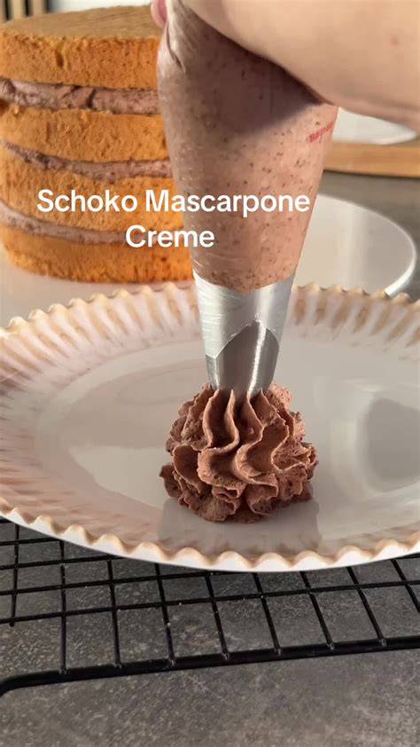 Zubereitung der Mascarpone-Sahne-Creme