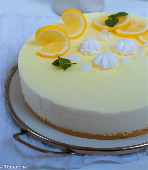 Zubereitung des Keksbodens für Zitronen Quark Kuchen