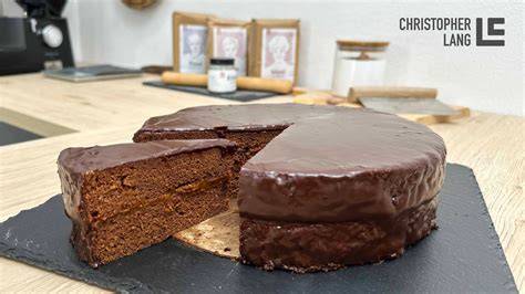Zubereitung des Schokoladenteigs für Sachertorte