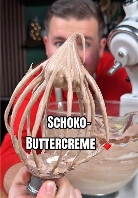Zubereitung einer luftigen Schokobuttercreme