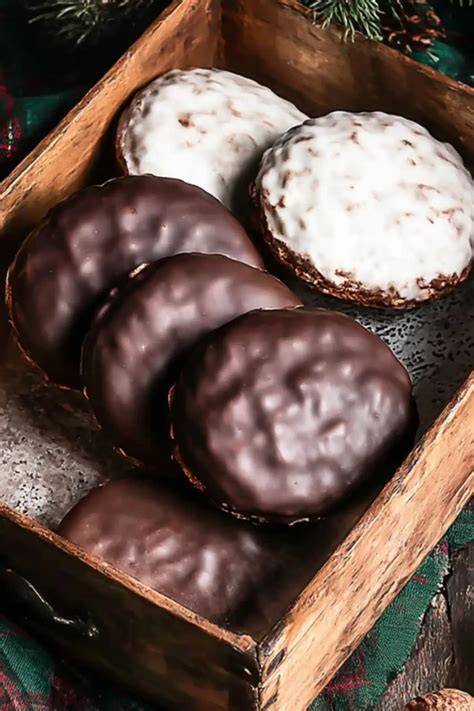 Zubereitung klassischer Elisenlebkuchen - Schritt für Schritt