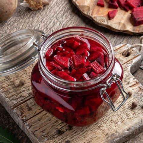 Zubereitung und Transport von Chia-Pudding im Schraubglas