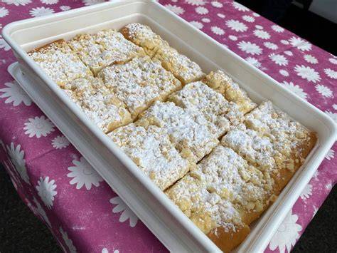 Zubereitung verschiedener Teigarten für Blechkuchen