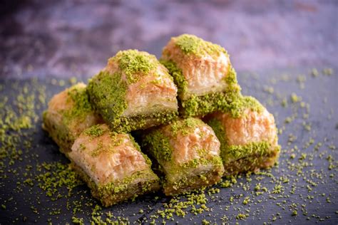 Zubereitung von Baklava in einem türkischen Café