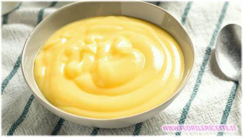Zubereitungsschritte der Crema Pasticcera in einem übersichtlichen Ablauf