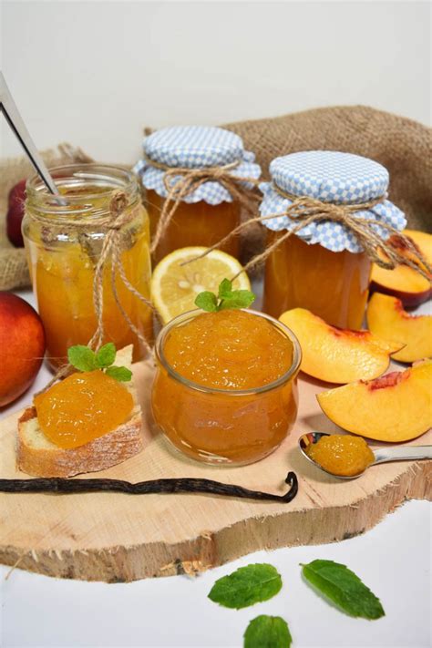 Zubereitungsschritte der Marmelade mit Vanille