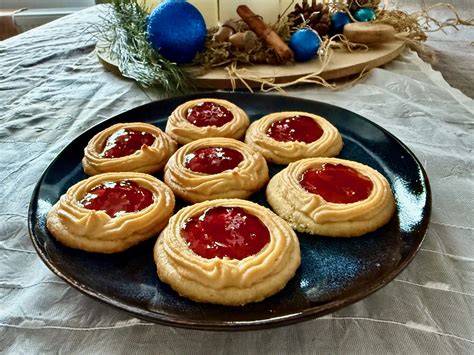 Zubereitungsschritte der Ochsenaugen Plätzchen