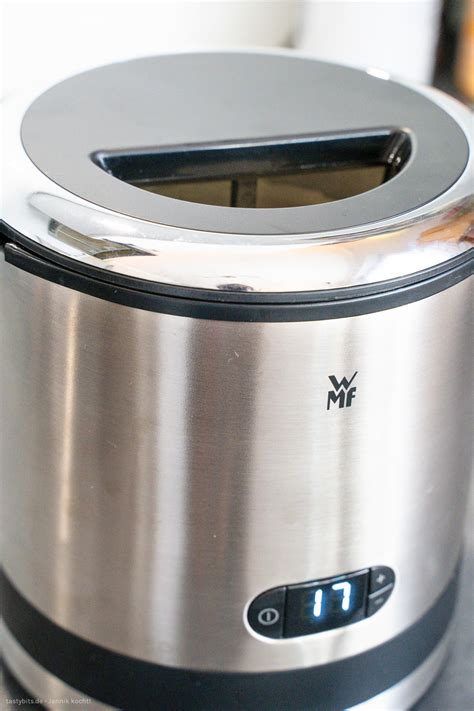 Zubereitungsschritte der WMF Eismaschine