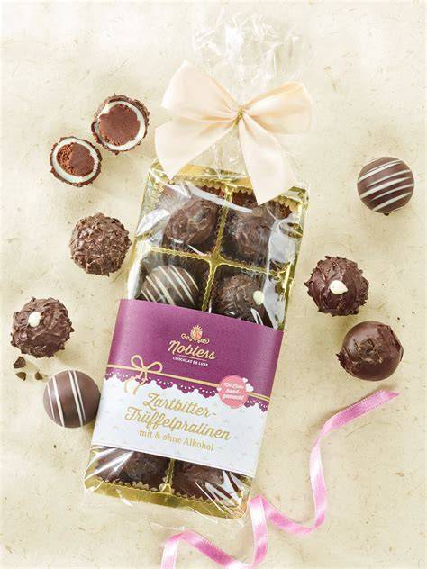 Zubereitungsschritte für klassische Zartbitter-Trüffelpralinen