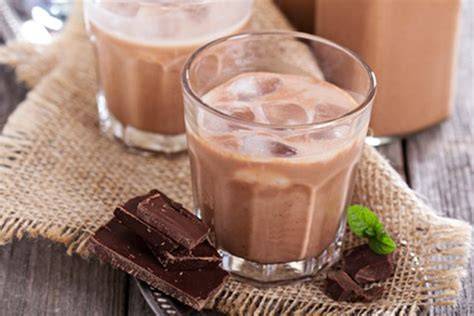 Zubereitungsschritte für selbstgemachten Schoko Kaffee Likör