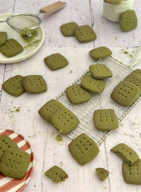Zubereitungsschritte von Matcha Schokoladenpralinen