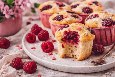 Zuckerfreie Muffins und Obstkuchen