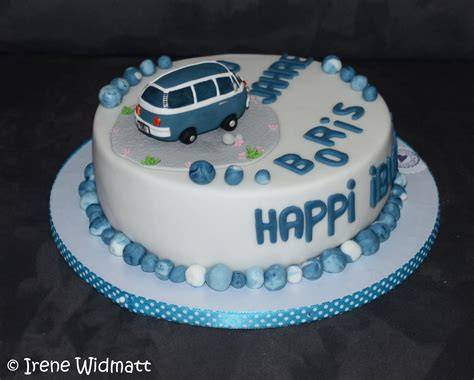 Zutaten einer Bus Torte - Übersicht