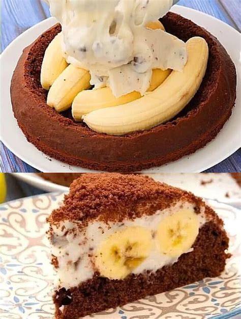 Zutaten für Bananenkuchen: Bananen, Öl, Eier, Schokolade, Mehl, Kakao, Nüsse
