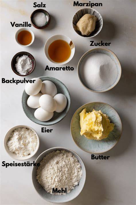 Zutaten für Baumkuchen - Marzipan, Rum, Butter, Schokolade