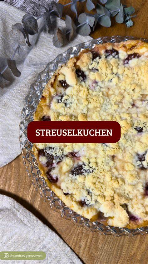 Zutaten für Pflaumenpudding: Pflaumen, Milch, Vanillepuddingpulver, Streusel