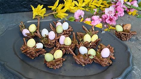 Zutaten für Schoko-Osternester aus Salzstangen