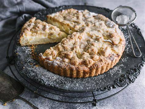 Zutaten für Skyr Apfelkuchen: Butter, Dinkelmehl, Äpfel, Skyr, Mandeln