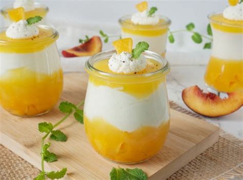 Zutaten für Solero Dessert, Pfirsich, Maracuja, Joghurt, Sahne