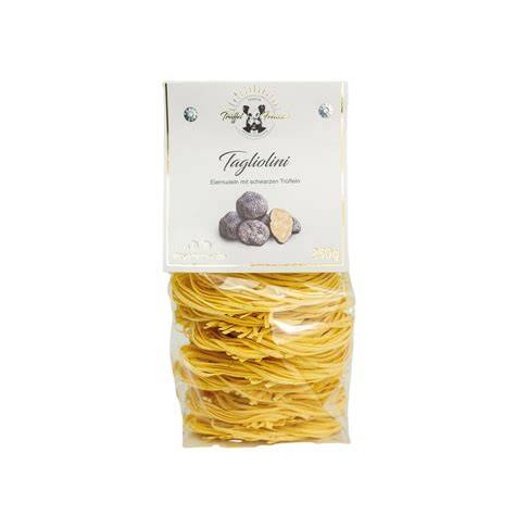 Zutaten für Tagliolini mit schwarzen Trüffeln