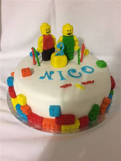 Zutaten für bunte Lego Torte bereitstellen