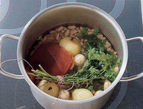 Zutaten für das Glühwein-Apfel-Kompott
