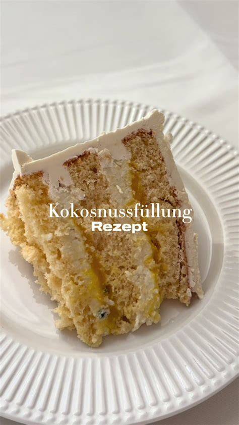 Zutaten für die Kokosmilch Creme Torte: Eier, Kokosmilch, weiße Schokolade, Mehl usw.