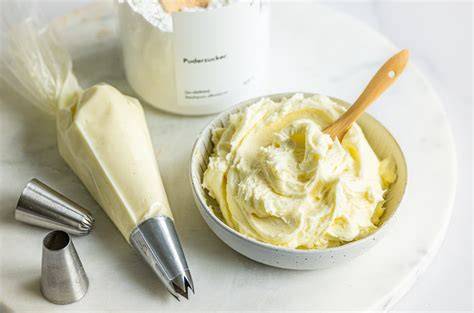Zutaten für eine klassische Buttercreme