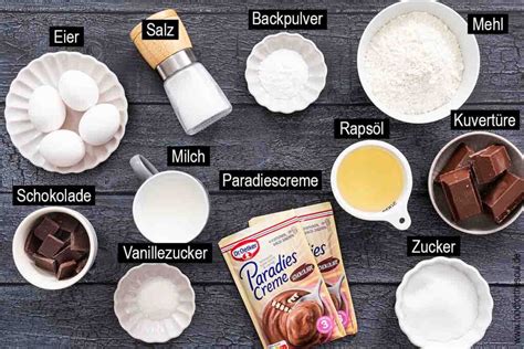 Zutaten für einen Schoko Gugelhupf mit Smarties