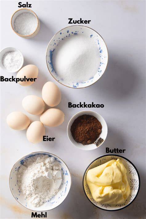 Zutaten und Abmessungen für den Blechkuchen