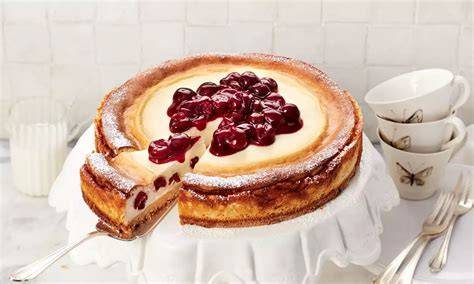 Zutaten und Backutensilien für Dr. Oetker Käsekuchen mit Kirschen