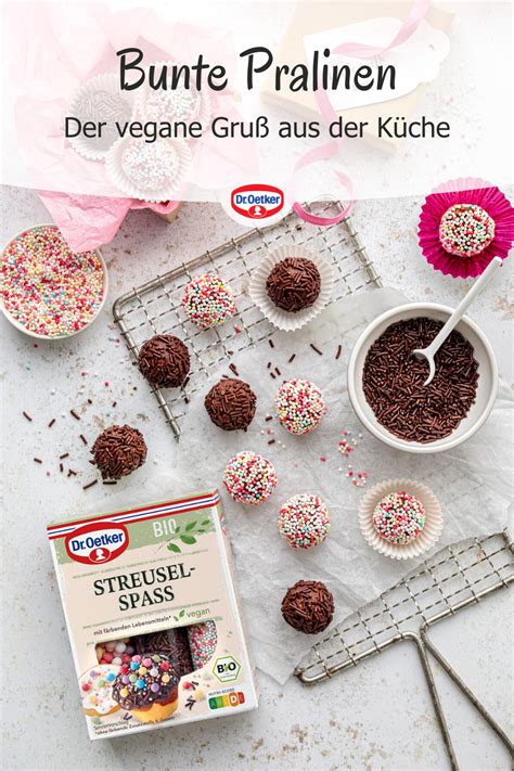 Zutaten und Produktionsschritte der Knuspergold Pralinen
