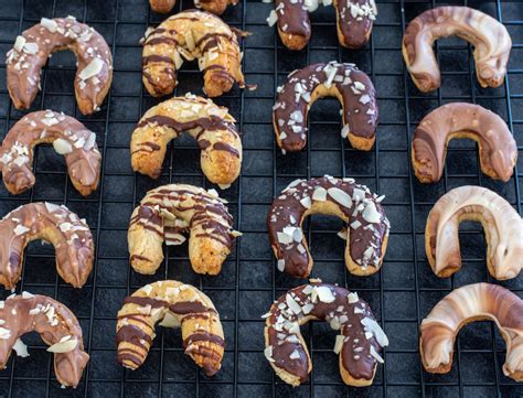 Zutaten und Zubehör für Schoko Kipferl