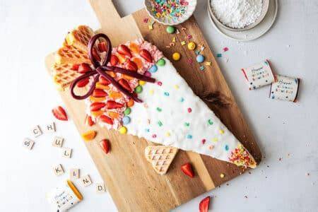 Zutaten und Zubehör für Schultüten-Kuchen vom Blech