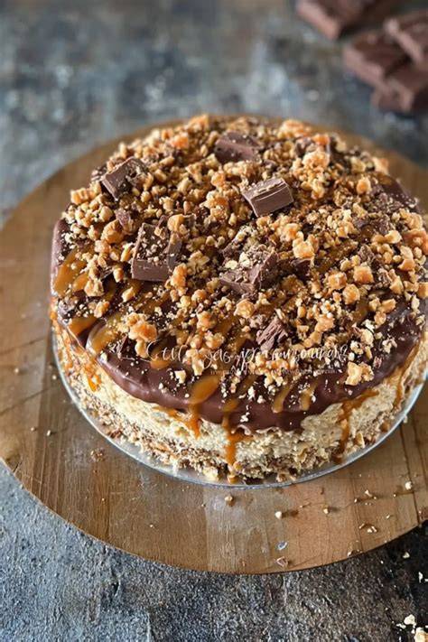 Zutaten und Zubereitungsschritte Snickers Torte grafisch erklärt