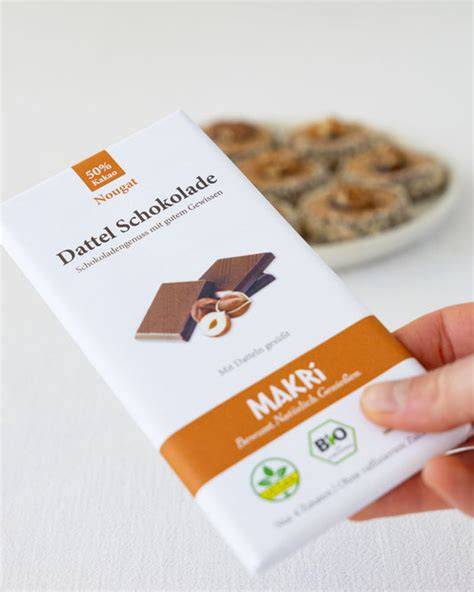 Zutatenliste einer hochwertigen zuckerfreien Nougat Schokolade