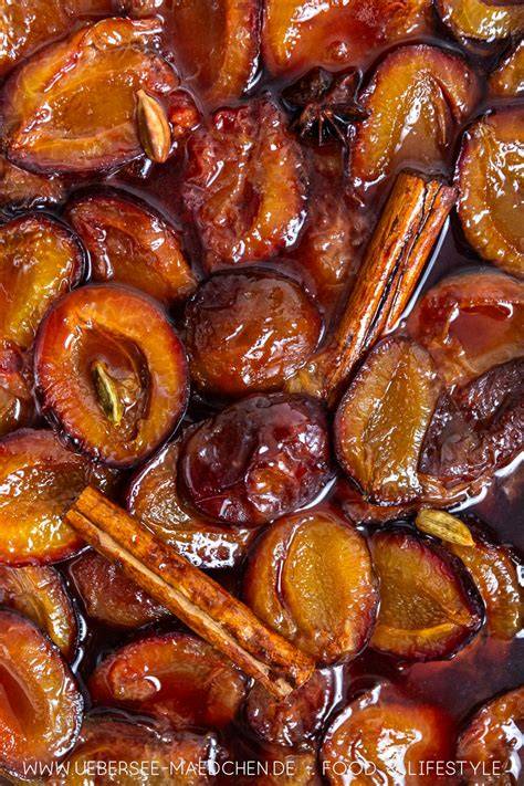 Zwetschgenröster im Topf, Schritt-für-Schritt
