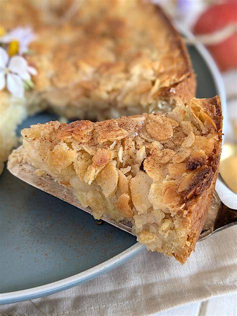 apfelkuchen-mit-mandeln-stuecke