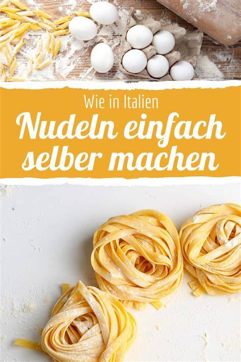 aufgerollter Pastateig mit Füllhäufchen