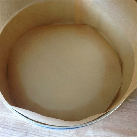 backform mit überstehendem backpapier