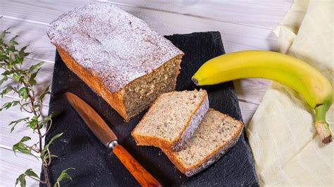 bananenkuchen-scheiben-in-kuechendose