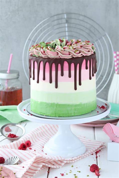bunte-tortencreme-einfärben