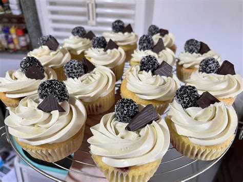 cupcakes-mit-milchmaedchen-buttercreme