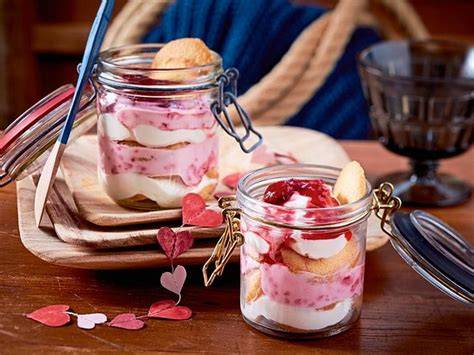 desserts zum vorbereiten: parfaits, eis, mousse